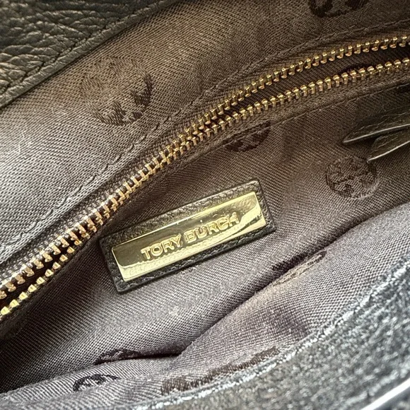 Tory Burch Britten Small Black Leather Bag - Picture 4 of 10